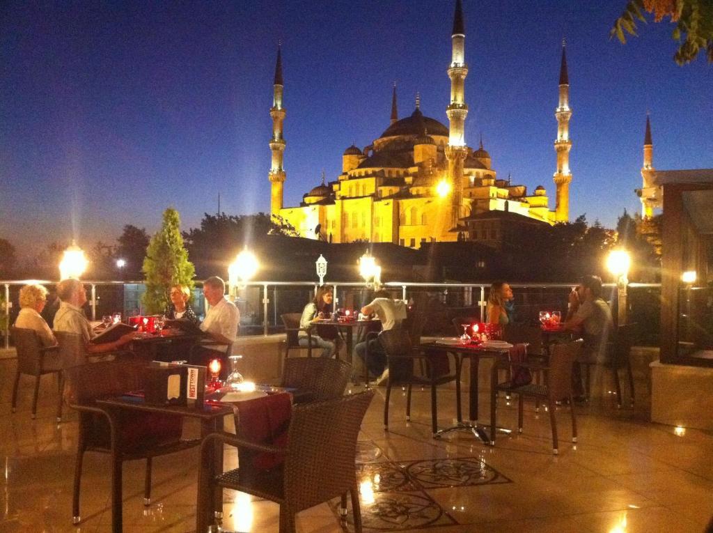 Charm Hotel Istanbul Exterior foto